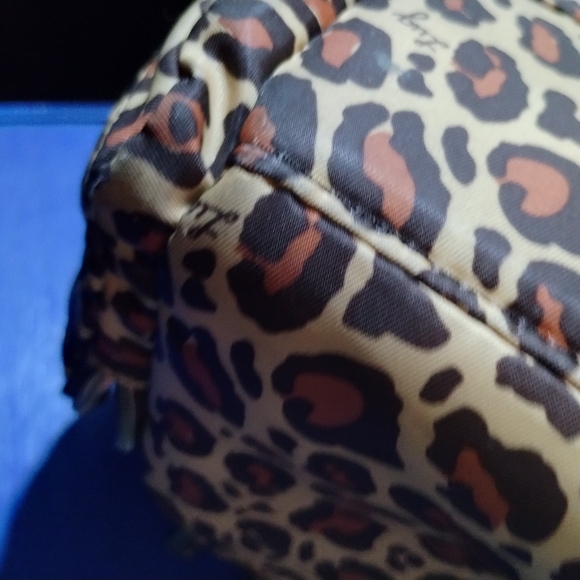 Lug trolley cb organizing crossbody bag with key fob, RFID and pockets! - Picture 16 of 16